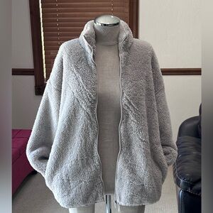 PINK Victoria's Secret Gray Teddy Jacket Plush Oversized Fit